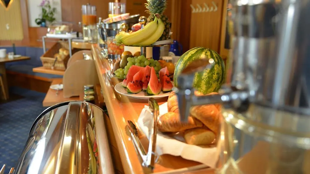 Hotel Amenity-1